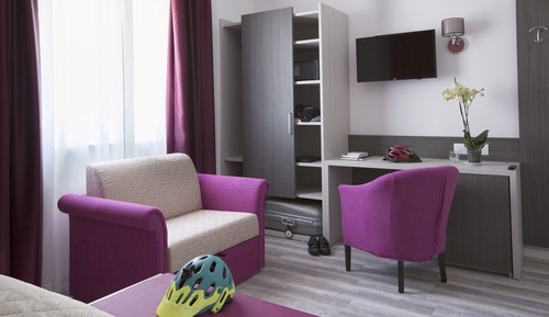 Triple Room