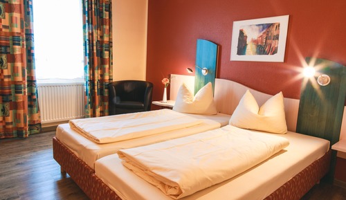 Standard Double Room, 1 Queen Bed