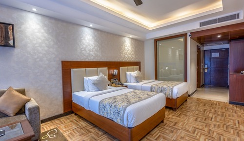 Club Twin Room