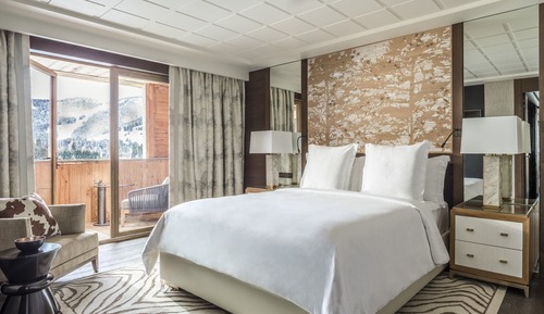Deluxe Room, 1 King Bed, Non Smoking