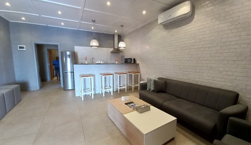 Deluxe Double Room, 1 King Bed, Pool View
