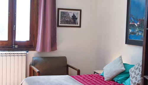 Quadruple Room, 1 Bedroom, Private Bathroom (External)