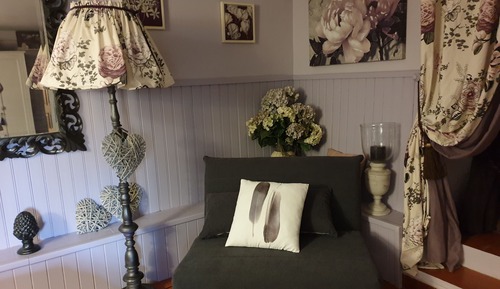 Suite, Ensuite, Garden View