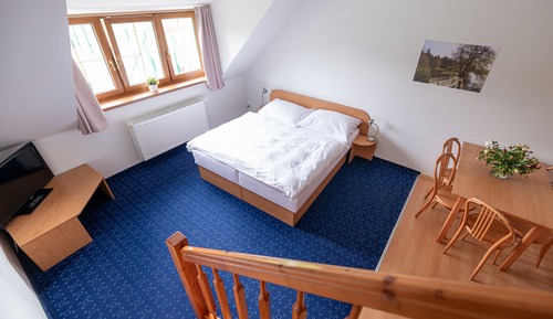 Junior Duplex, 1 Bedroom, Courtyard View