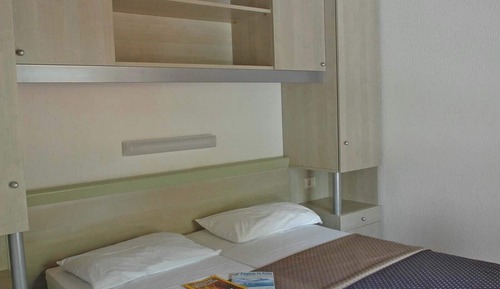 Villa (Beach Access Included)