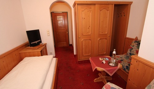 Standard Single Room