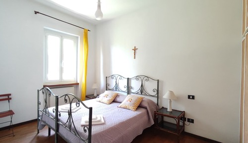 Basic Double or Twin Room, Non Smoking, Hill View