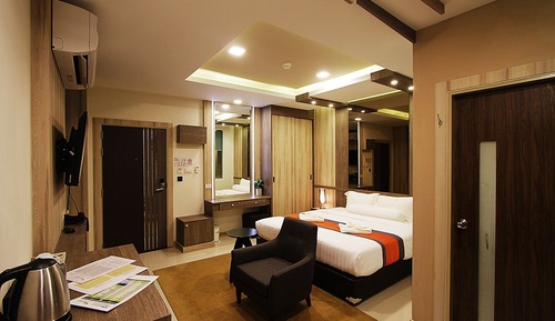 Standard Plus King Room (B-Building)