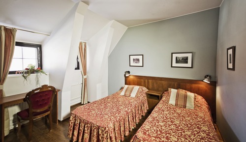 Standard Room, Annex Building