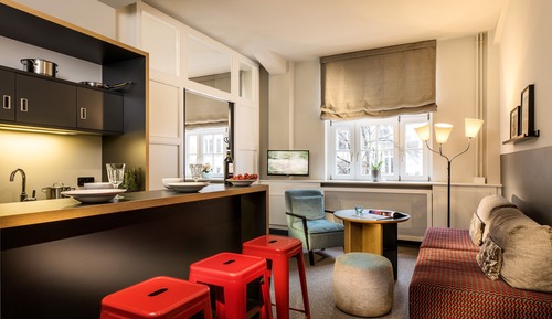 Junior Studio Suite