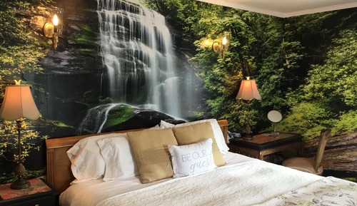 Deluxe Room, 1 King Bed, Ensuite (2nd Floor)