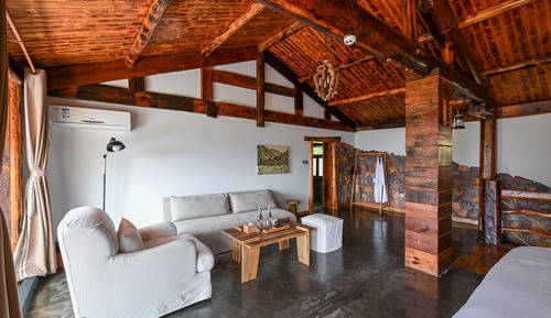 Valley View Villa 