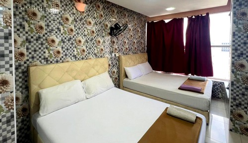 Quad Room