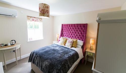 Standard Double Room, Ensuite (Broads View)