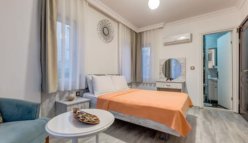 Double Room, Balcony