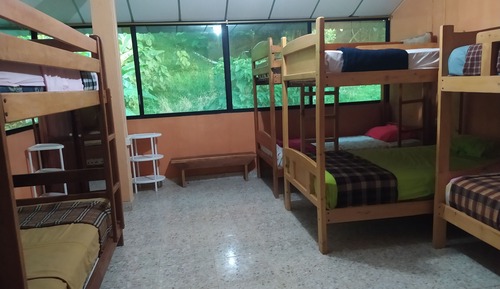 Family Room, Multiple Beds, Private Bathroom, Garden View