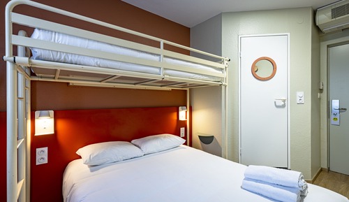 Triple Room (Mezzanine)