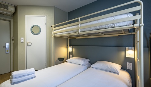 Triple Room (Mezzanine)