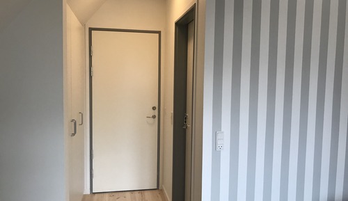 Single Room, Private Bathroom
