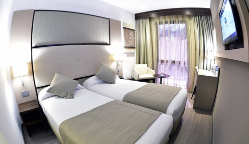 Comfort Twin Room