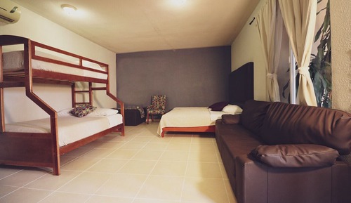 Junior Room, Multiple Beds