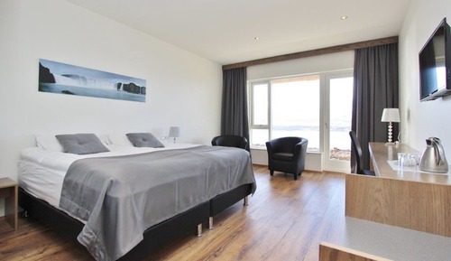 Double or Twin Room, Private Bathroom