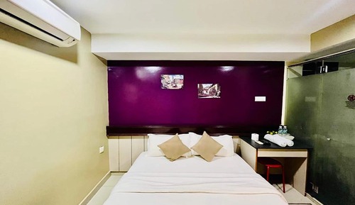 Standard Double Room, 1 Queen Bed