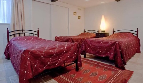 Double or Twin Room, Shared Bathroom