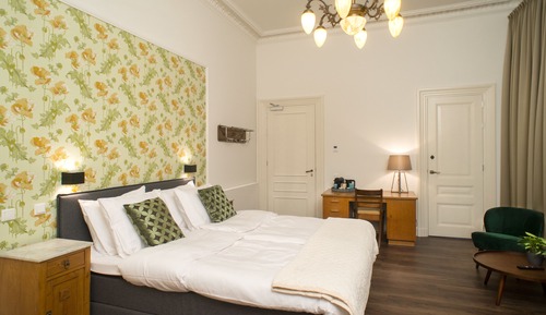 Deluxe Double Room, 2 Bedrooms, Balcony, Garden View