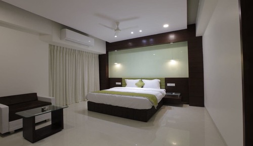Premier Studio, 1 King Bed