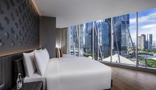 Premium Room, 1 King Bed