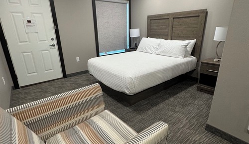 Economy Room