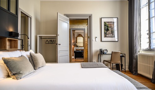 Double Room (Madeleine)