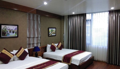 Family Room, City View