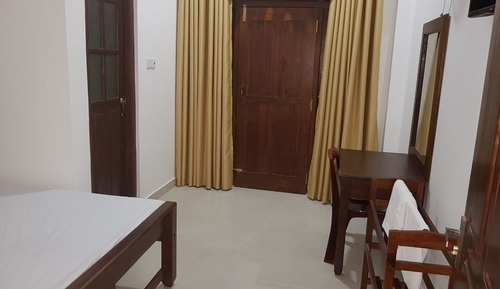 Basic Double Room, 4 Bedrooms