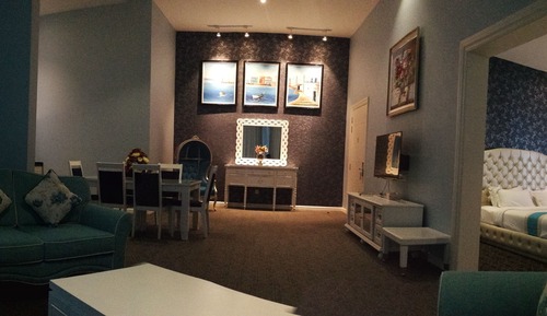 Premium Suite