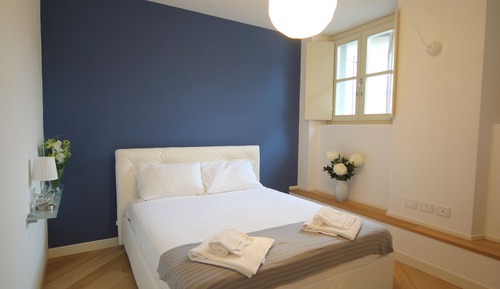 Deluxe Penthouse, 2 Bedrooms, Lake View