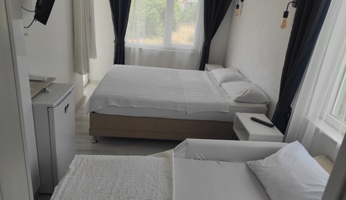 Standard Room, 1 Bedroom, Lanai, Garden View