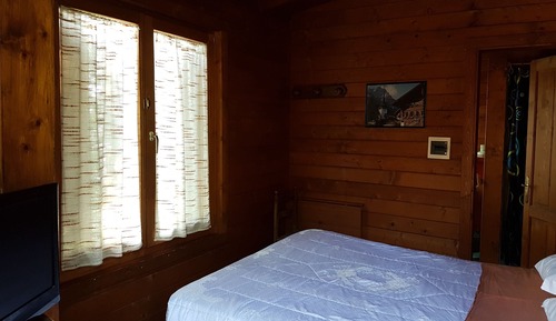Basic Chalet, 1 Double Bed