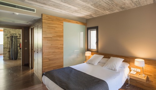 Classic Double Room, Garden View