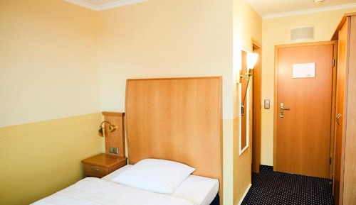 Classic Single Room