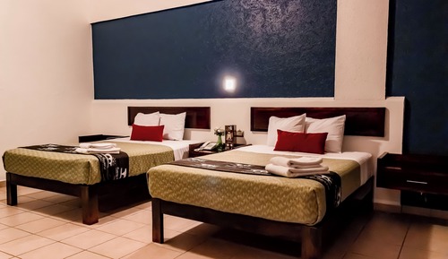 Premium Suite, Bathtub, Pool View
