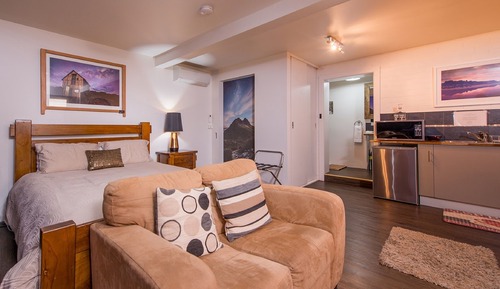 Executive Studio - The Gallery