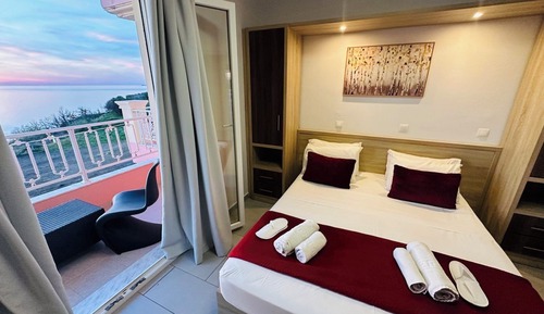 Apartment, 2 Bedrooms, Sea View (Brand New Comfy)