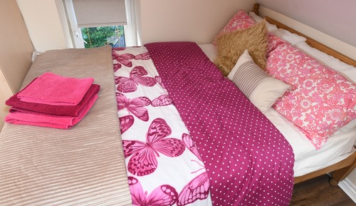 Economy Triple Room