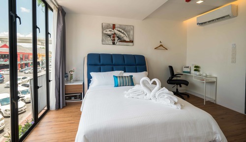 Family Suite, 2 Queen Beds, City View