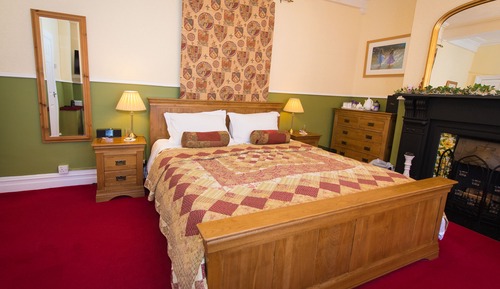 Superior Room, 1 King Bed