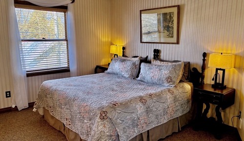Rose Room, 1 King Bed Fireplace