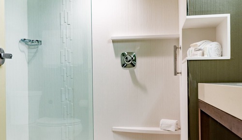 Room, 2 Queen Beds (Mobility Accessible, Roll-In Shower)