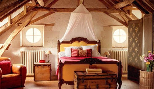 Room (La Grainerie)
